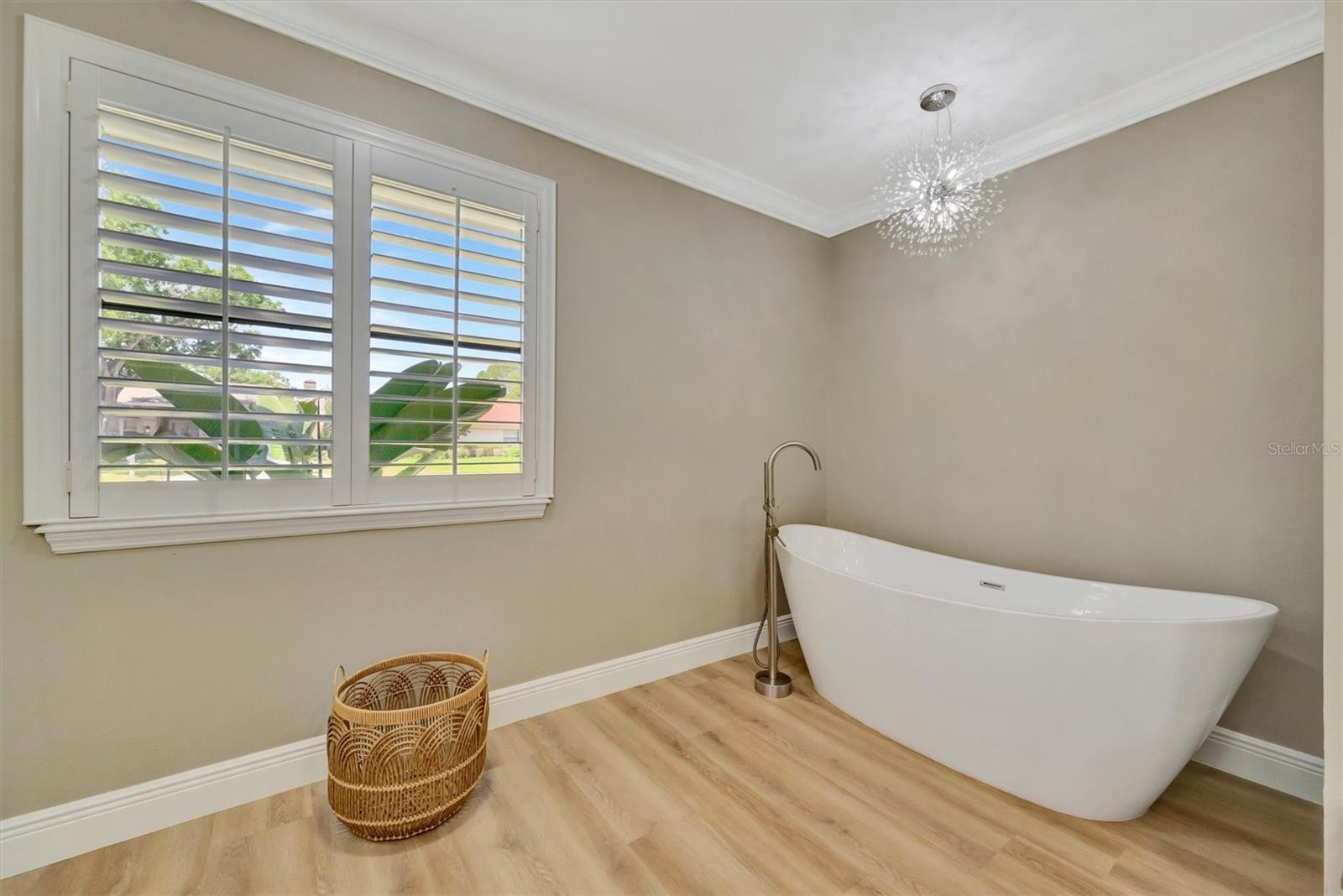 Image 34 of 96 For 15507 Fentress Court