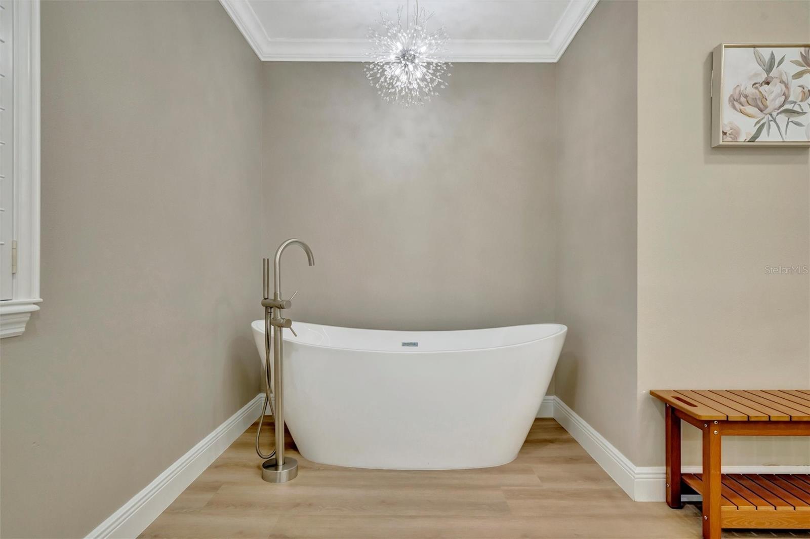 Image 36 of 96 For 15507 Fentress Court