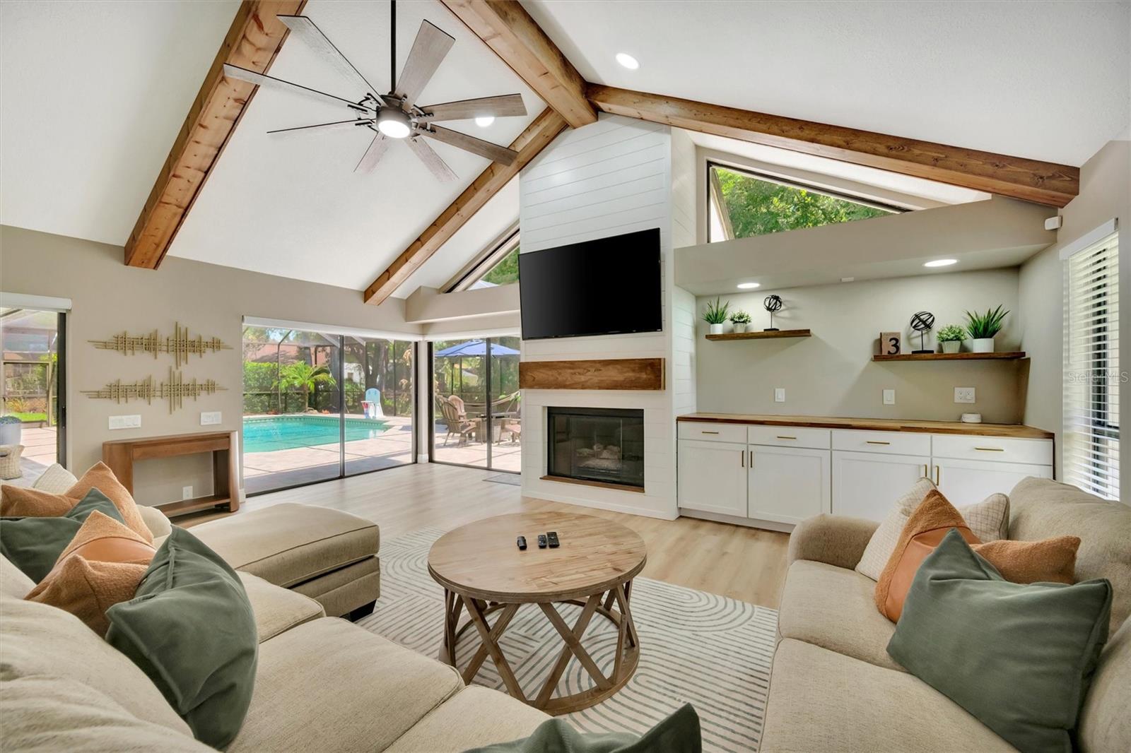 Image 5 of 96 For 15507 Fentress Court