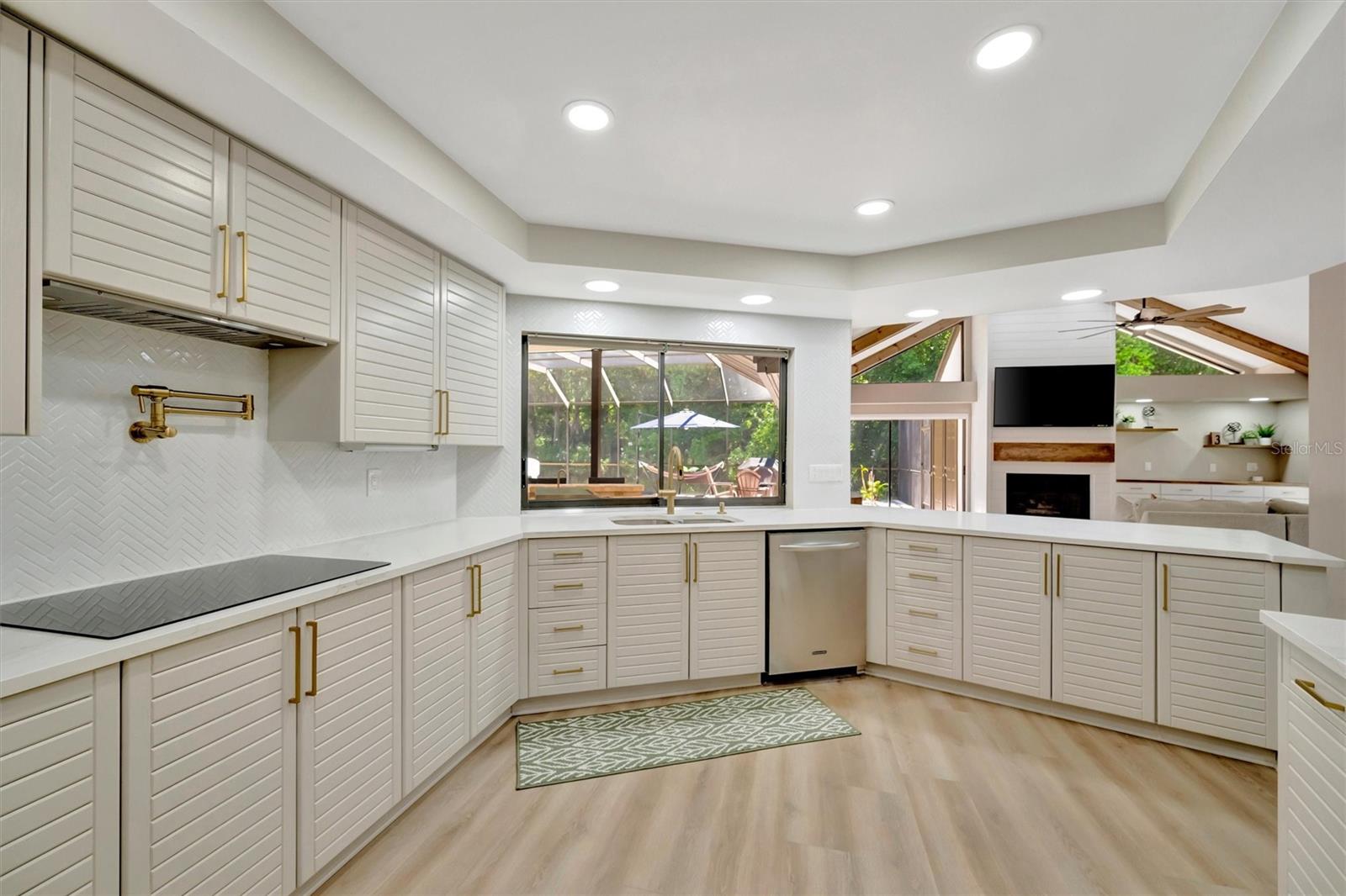 Image 57 of 96 For 15507 Fentress Court