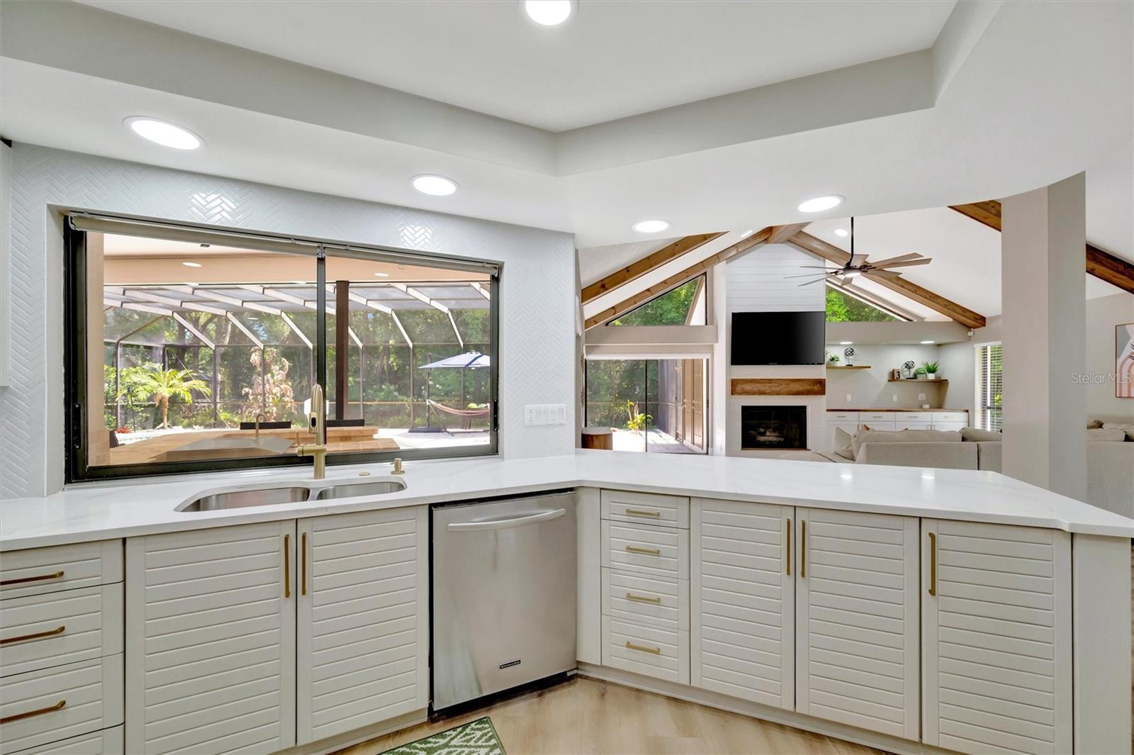 Image 58 of 96 For 15507 Fentress Court