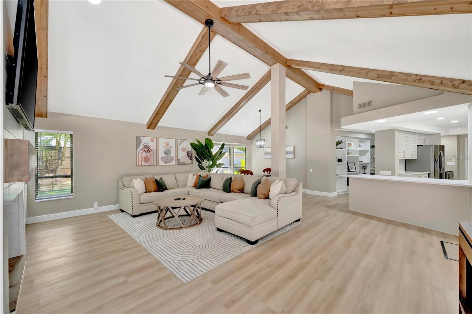 Image 8 of 96 For 15507 Fentress Court