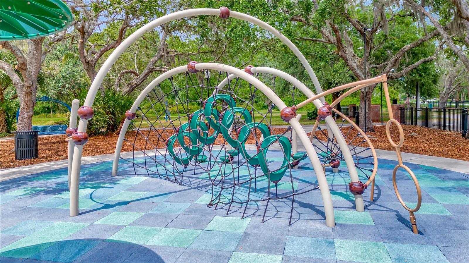 Image 89 of 96 For 15507 Fentress Court