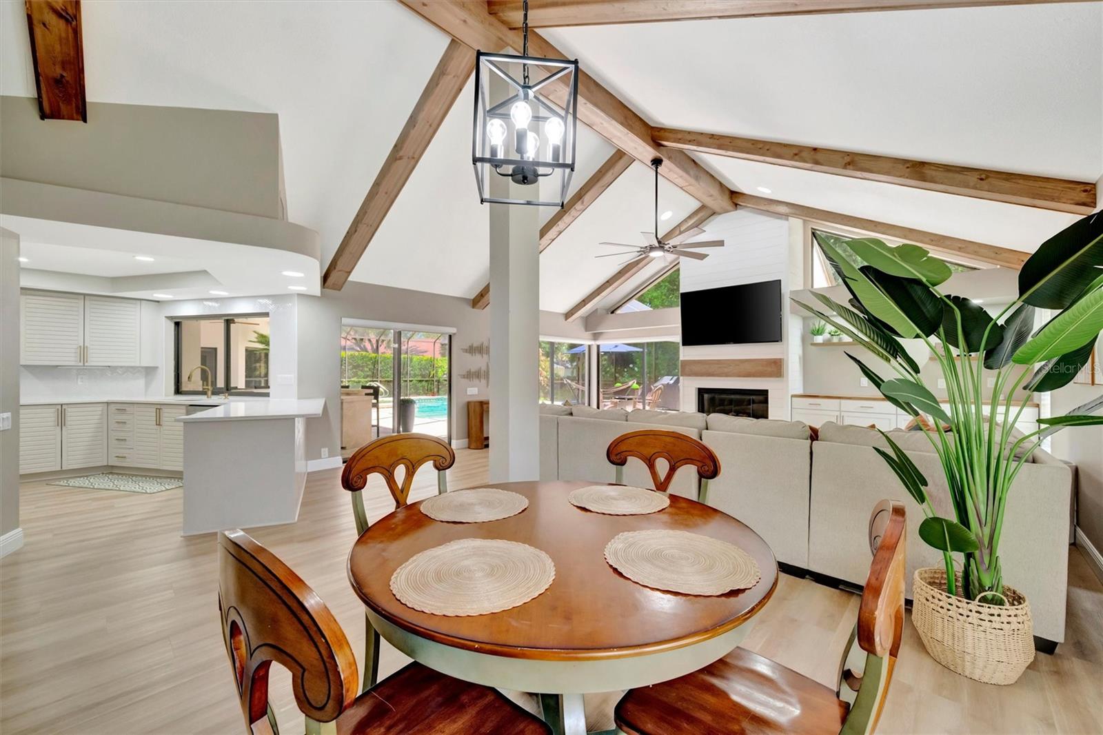 Image 9 of 96 For 15507 Fentress Court