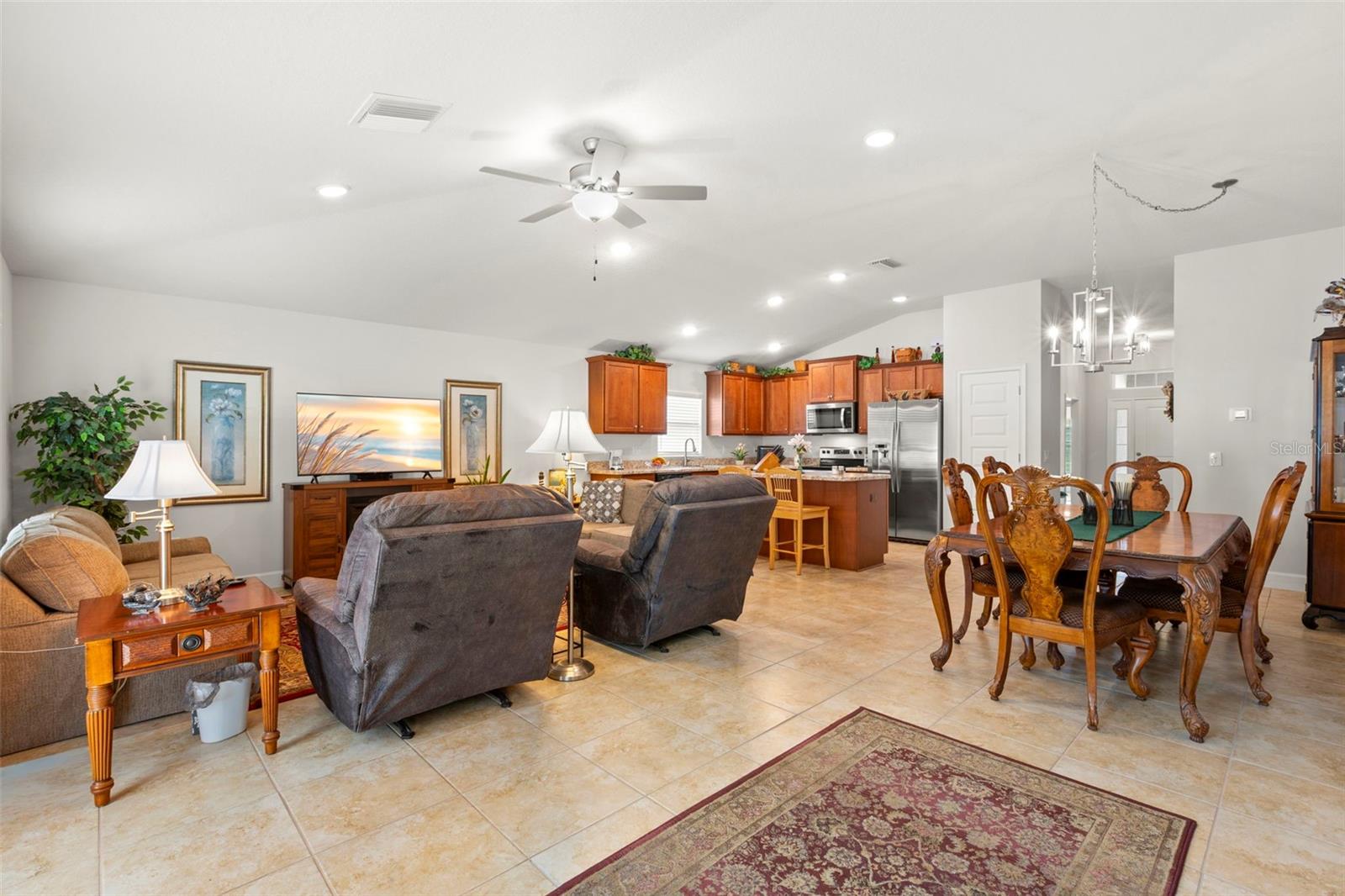 Image 13 of 44 For 16114 Vine Cliff Avenue