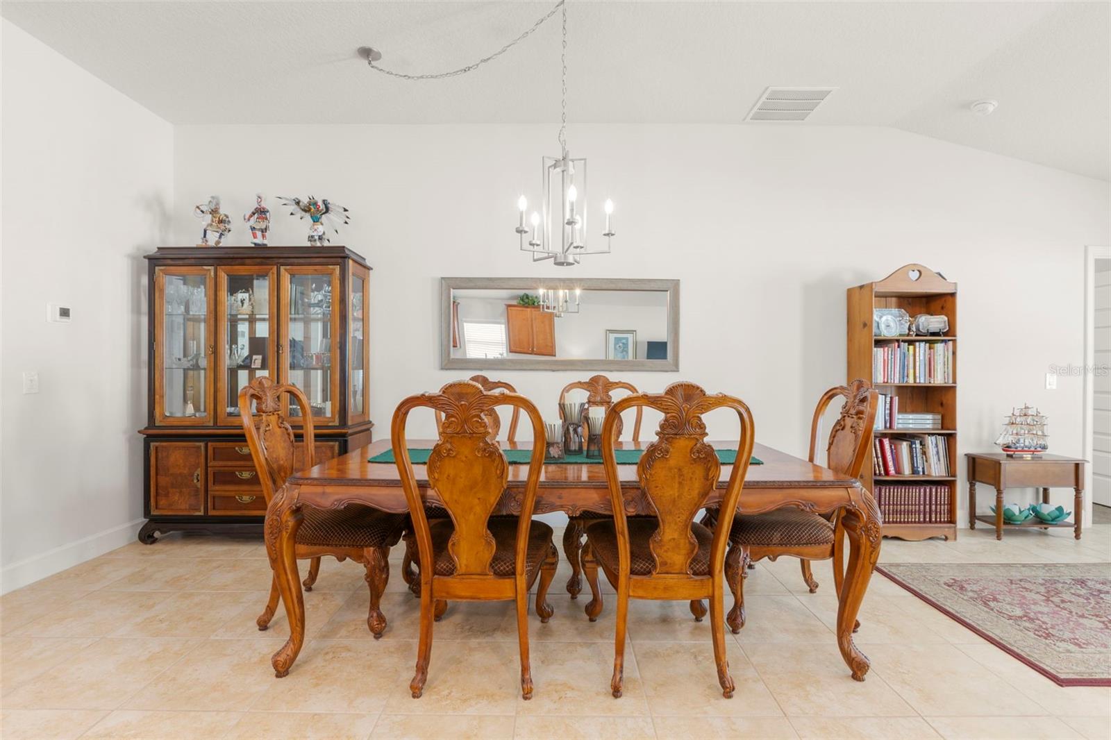 Image 15 of 44 For 16114 Vine Cliff Avenue