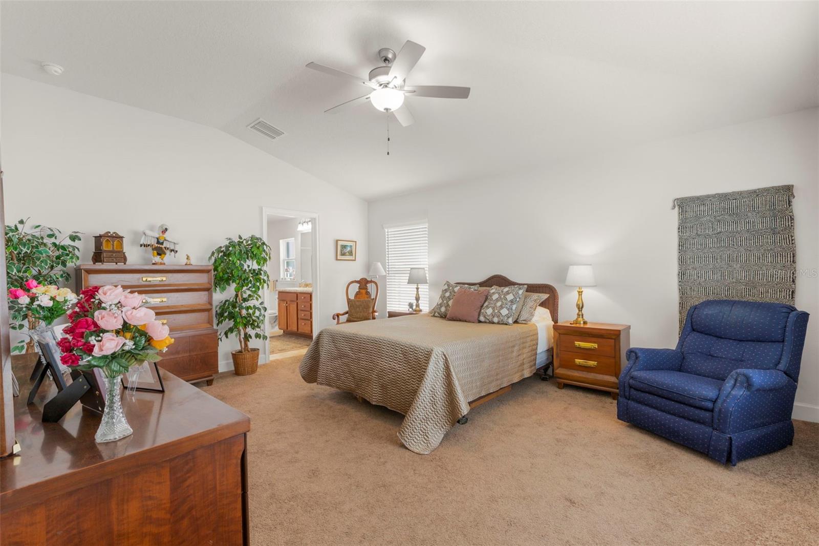 Image 20 of 44 For 16114 Vine Cliff Avenue