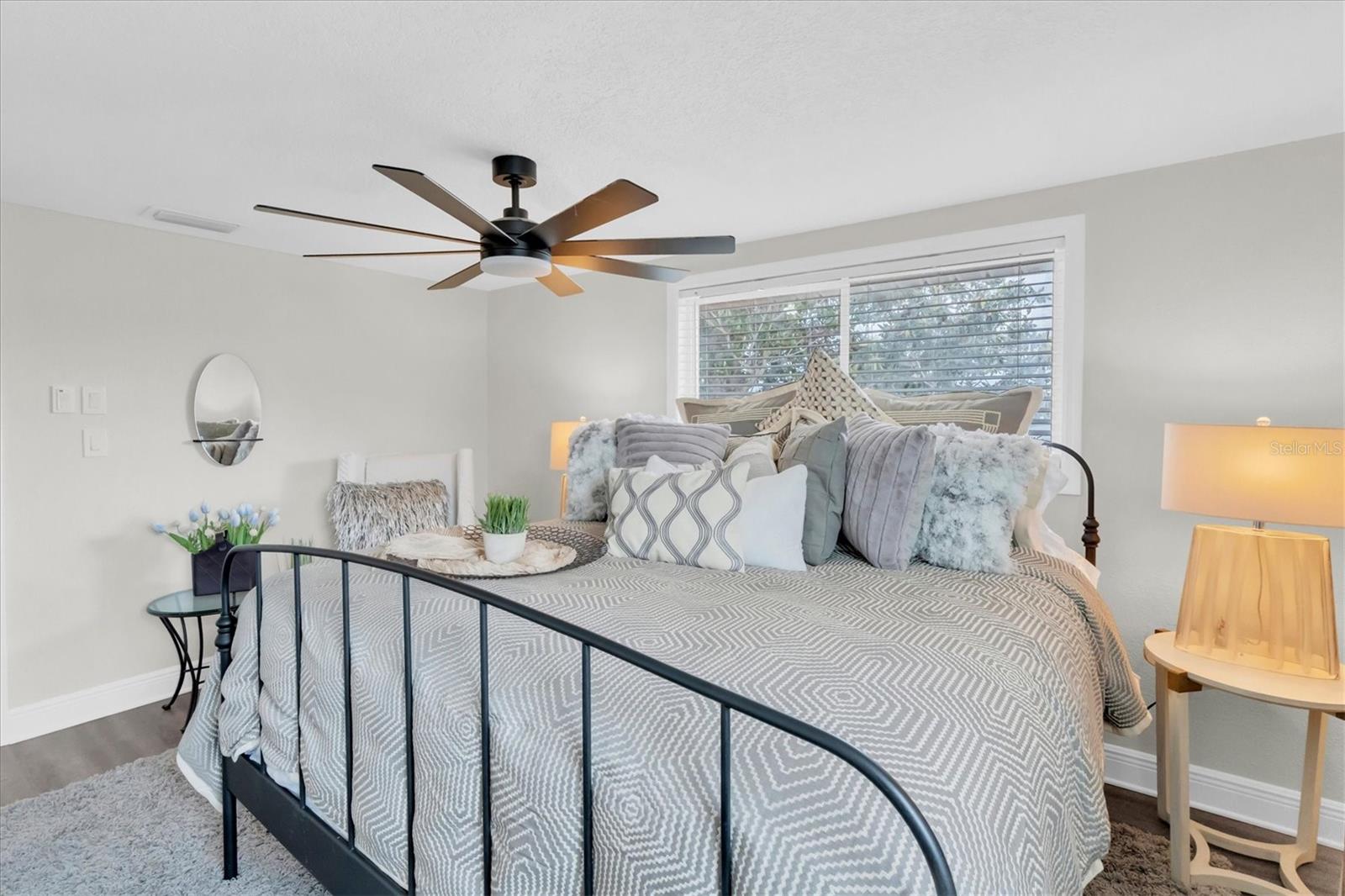 Image 13 of 40 For 8007 Mimosa Drive