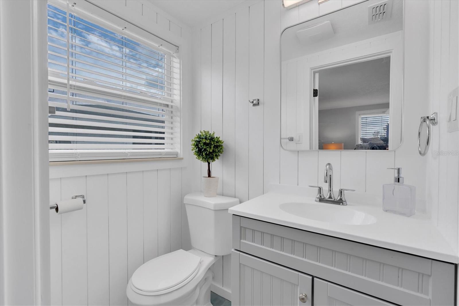 Image 14 of 40 For 8007 Mimosa Drive