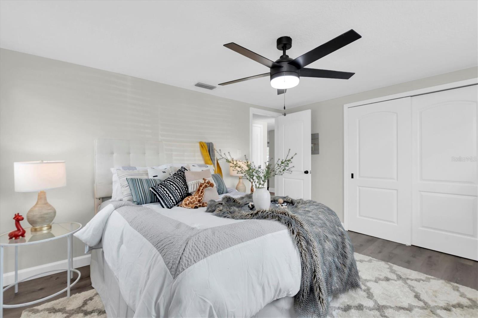 Image 17 of 40 For 8007 Mimosa Drive