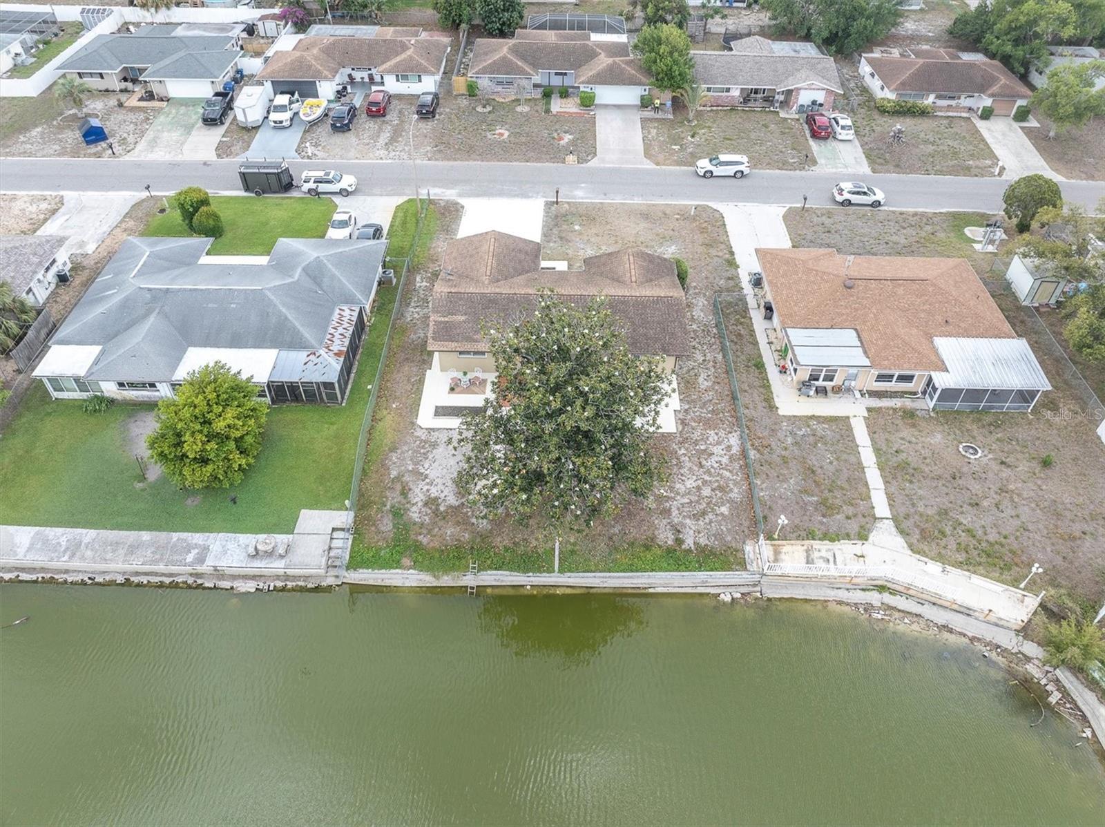 Image 31 of 40 For 8007 Mimosa Drive