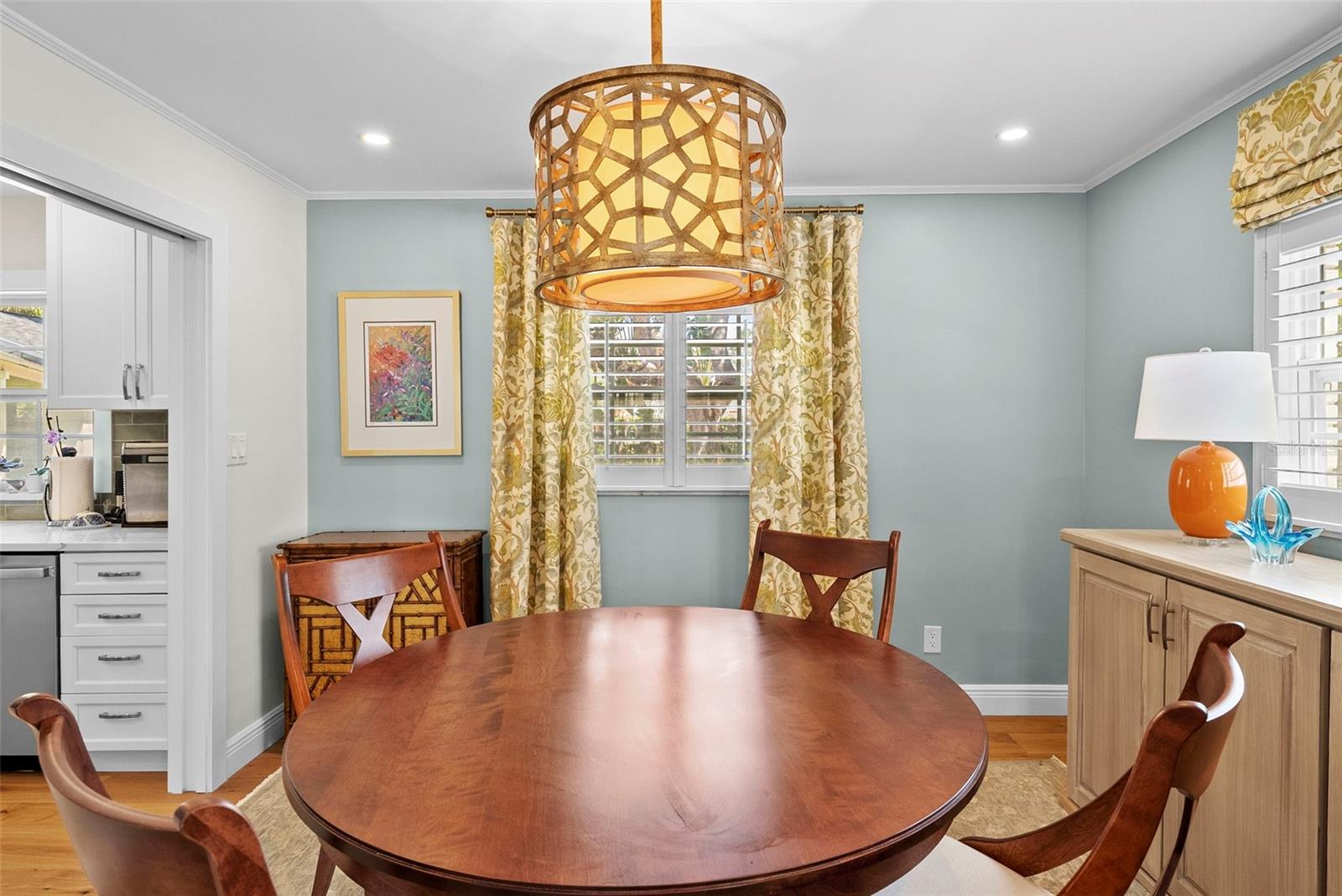 Image 10 of 58 For 4705 San Rafael Street