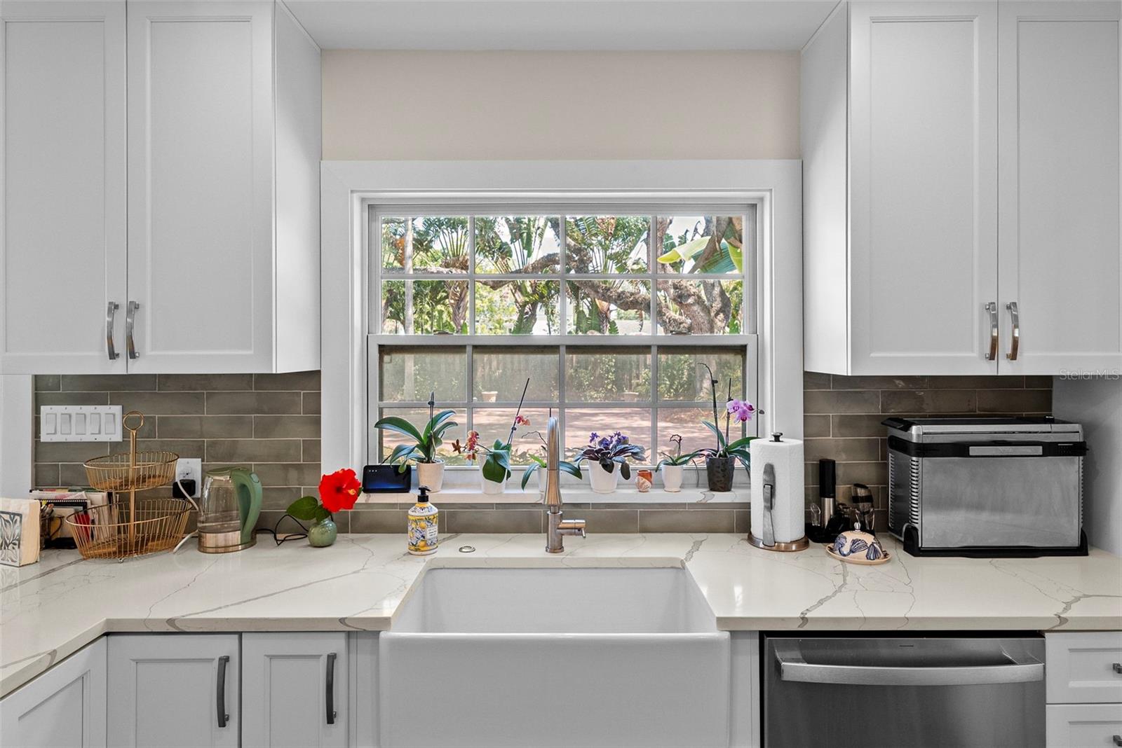 Image 15 of 58 For 4705 San Rafael Street