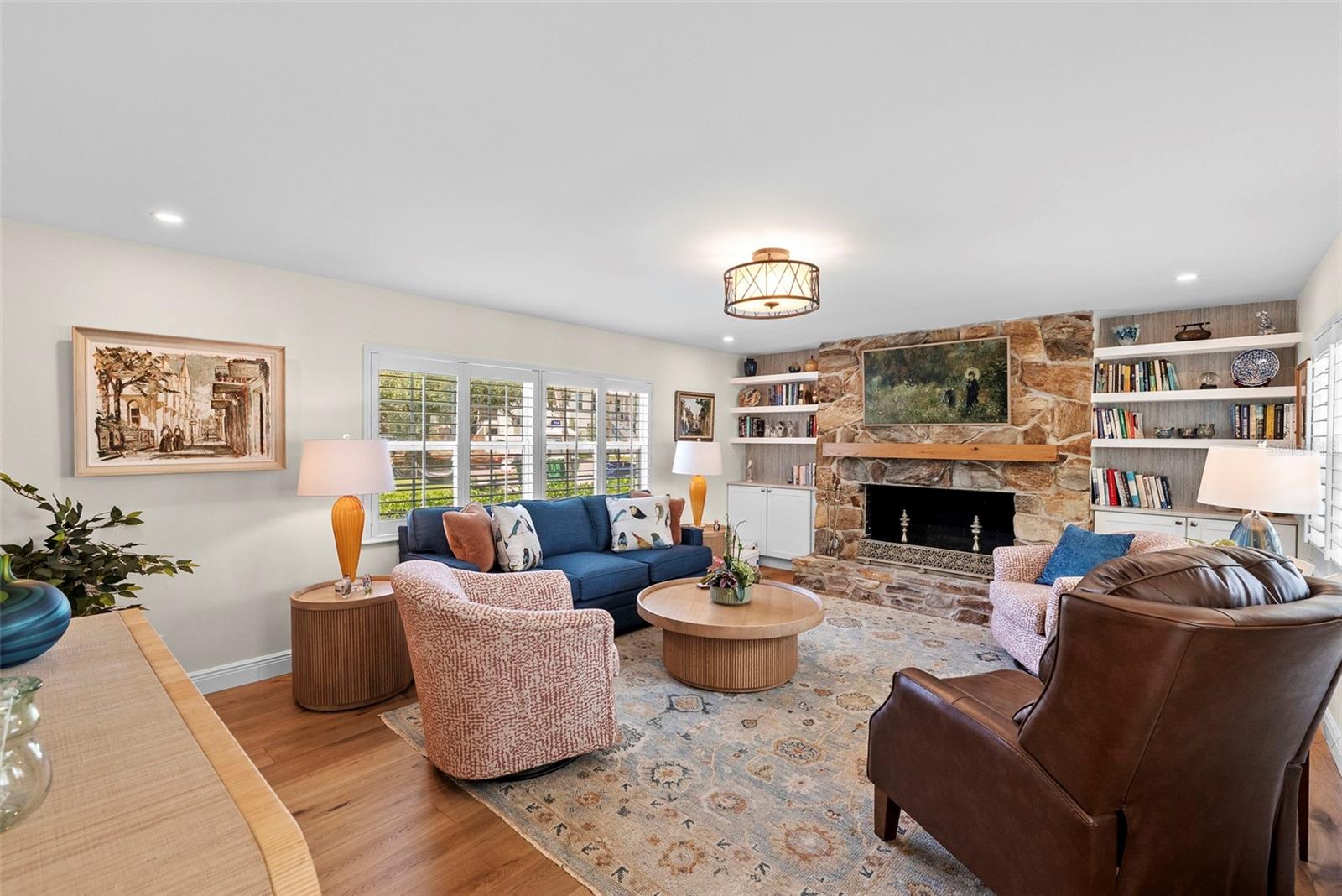 Image 21 of 58 For 4705 San Rafael Street