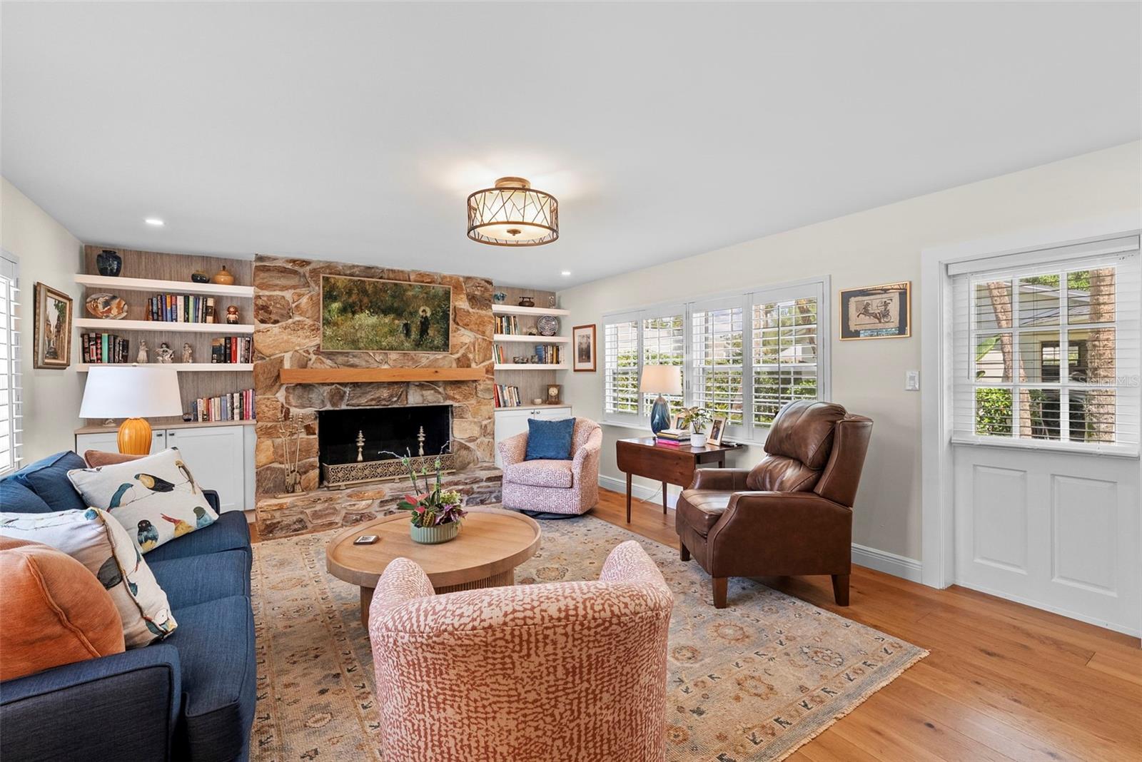 Image 23 of 58 For 4705 San Rafael Street