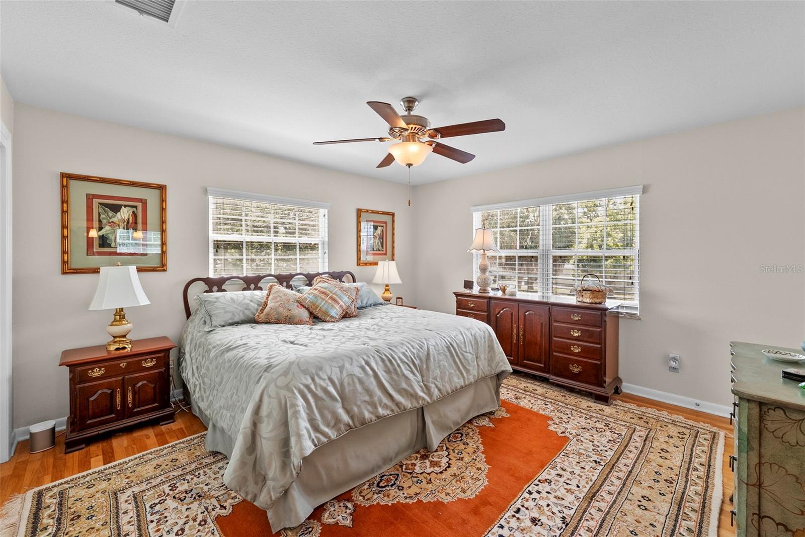 Image 27 of 58 For 4705 San Rafael Street