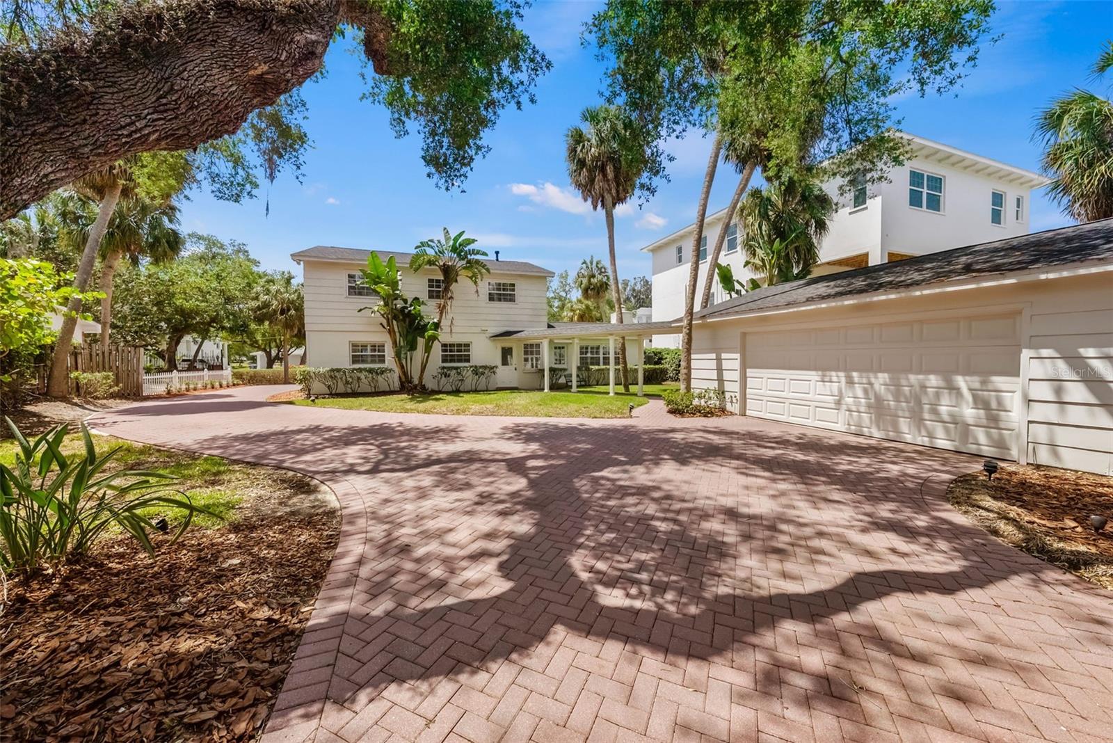 Image 47 of 58 For 4705 San Rafael Street