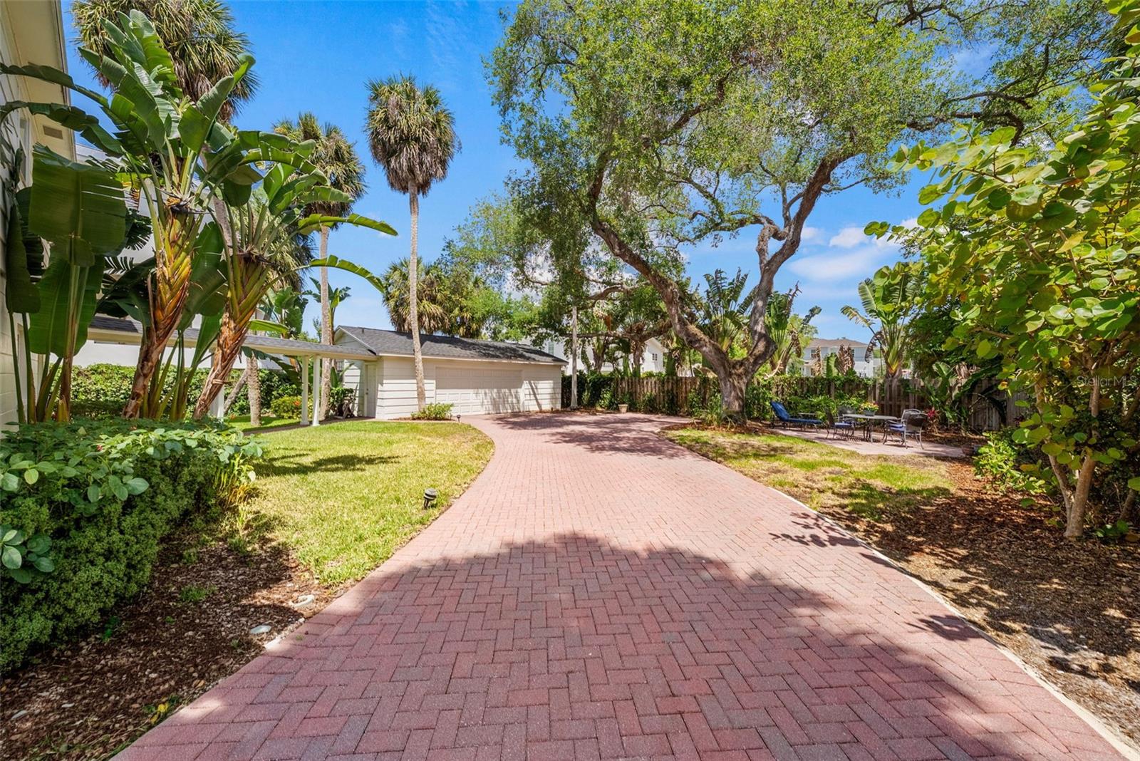 Image 51 of 58 For 4705 San Rafael Street