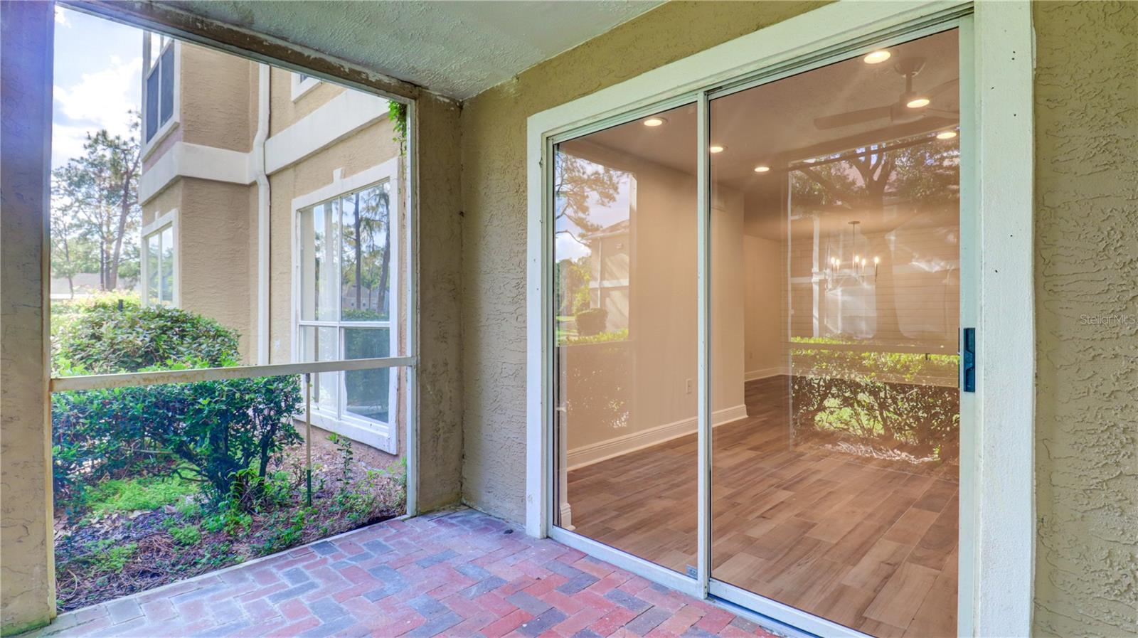 Image 32 of 35 For 9481 Highland Oak Drive 1001