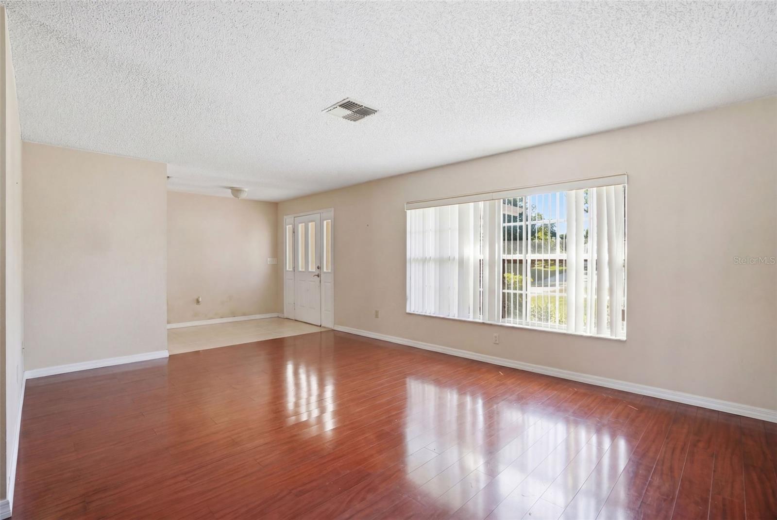 Image 10 of 63 For 2258 Claremont Lane