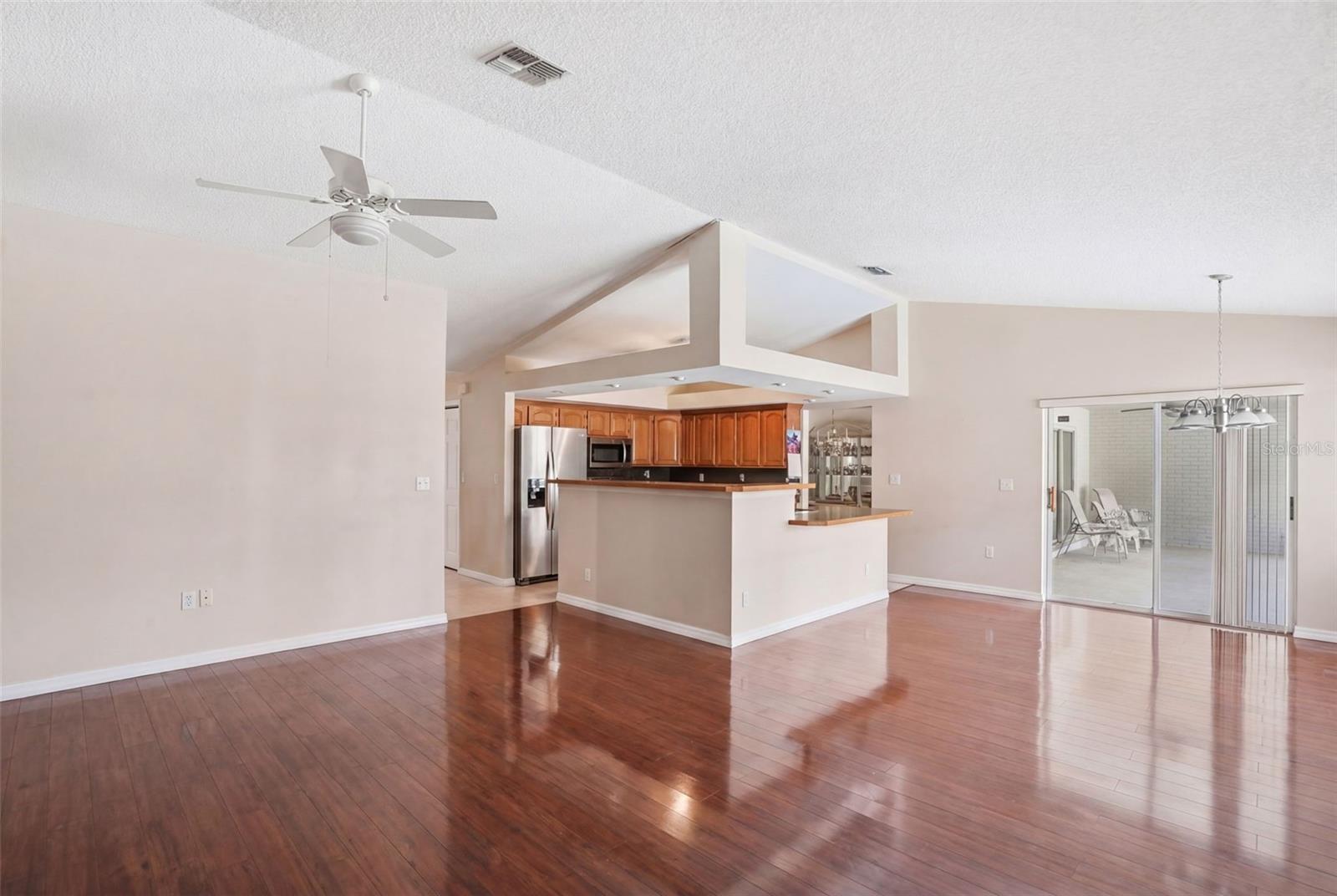 Image 15 of 63 For 2258 Claremont Lane