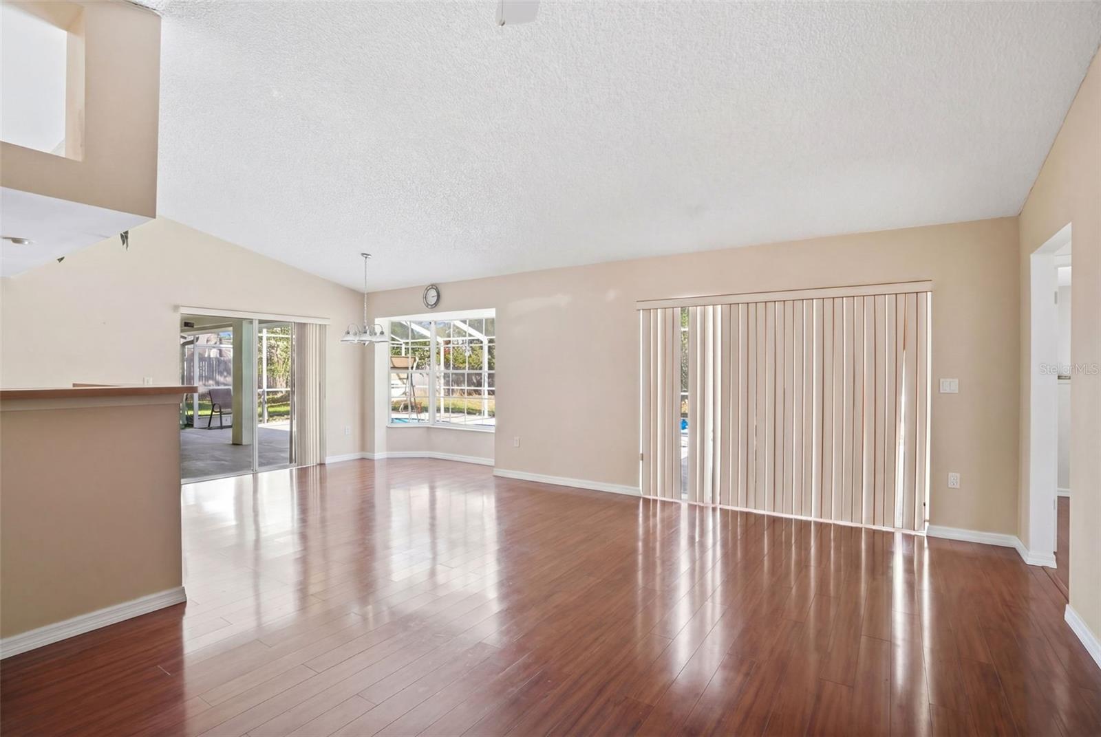 Image 16 of 63 For 2258 Claremont Lane