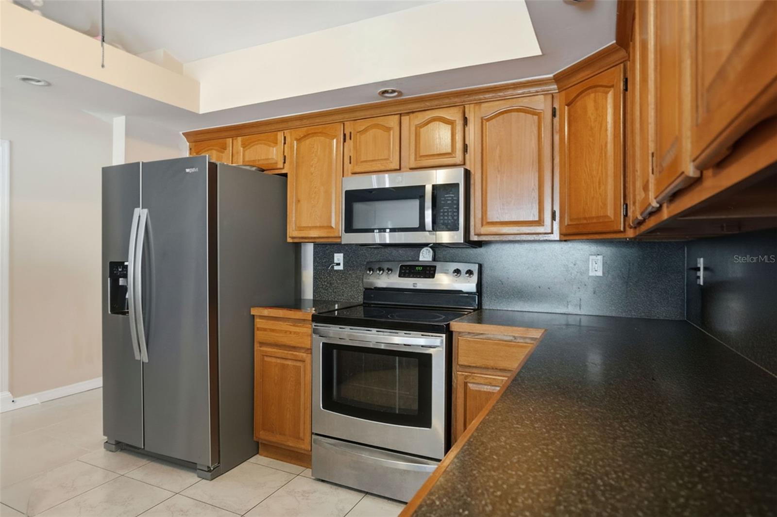 Image 18 of 63 For 2258 Claremont Lane