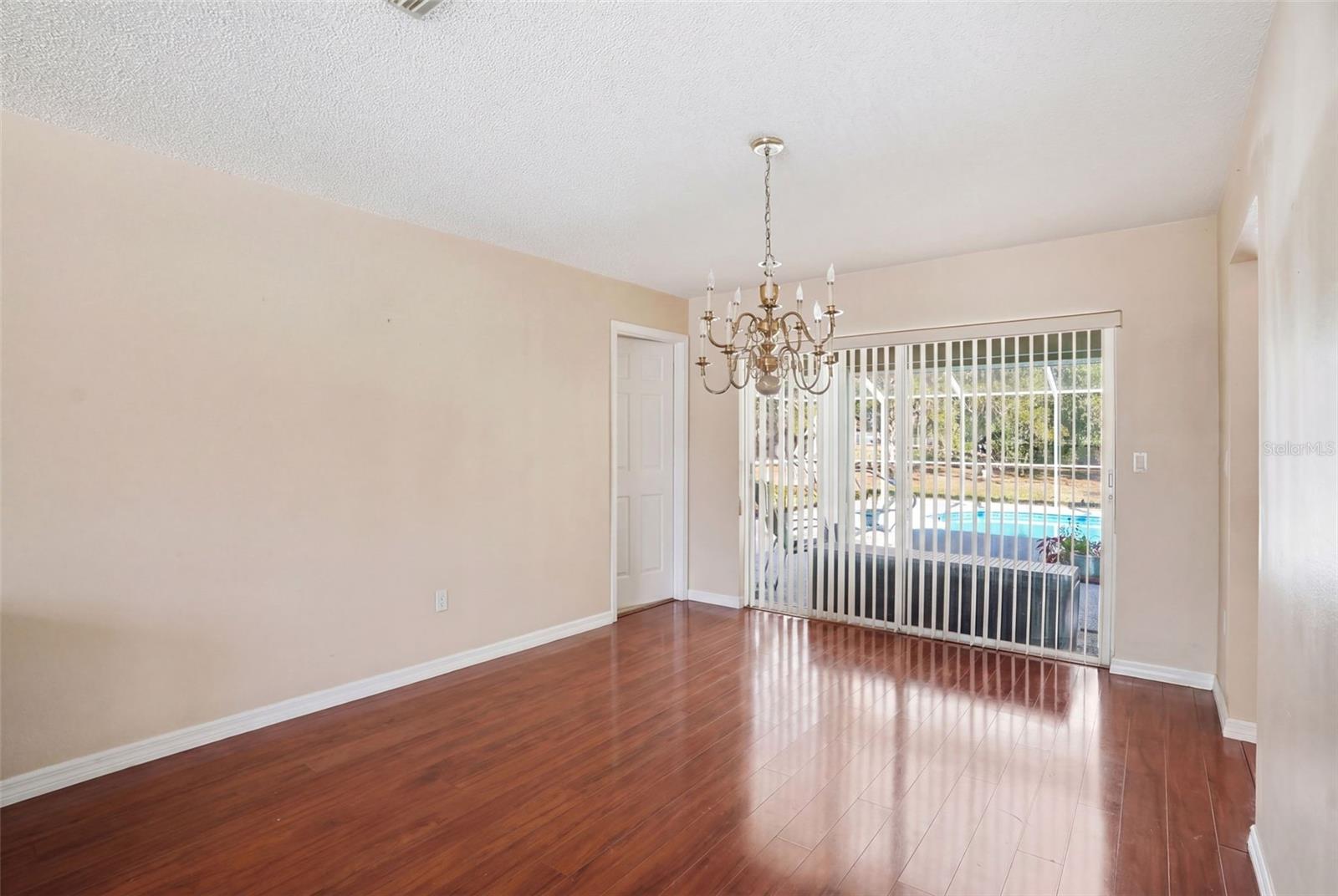 Image 25 of 63 For 2258 Claremont Lane