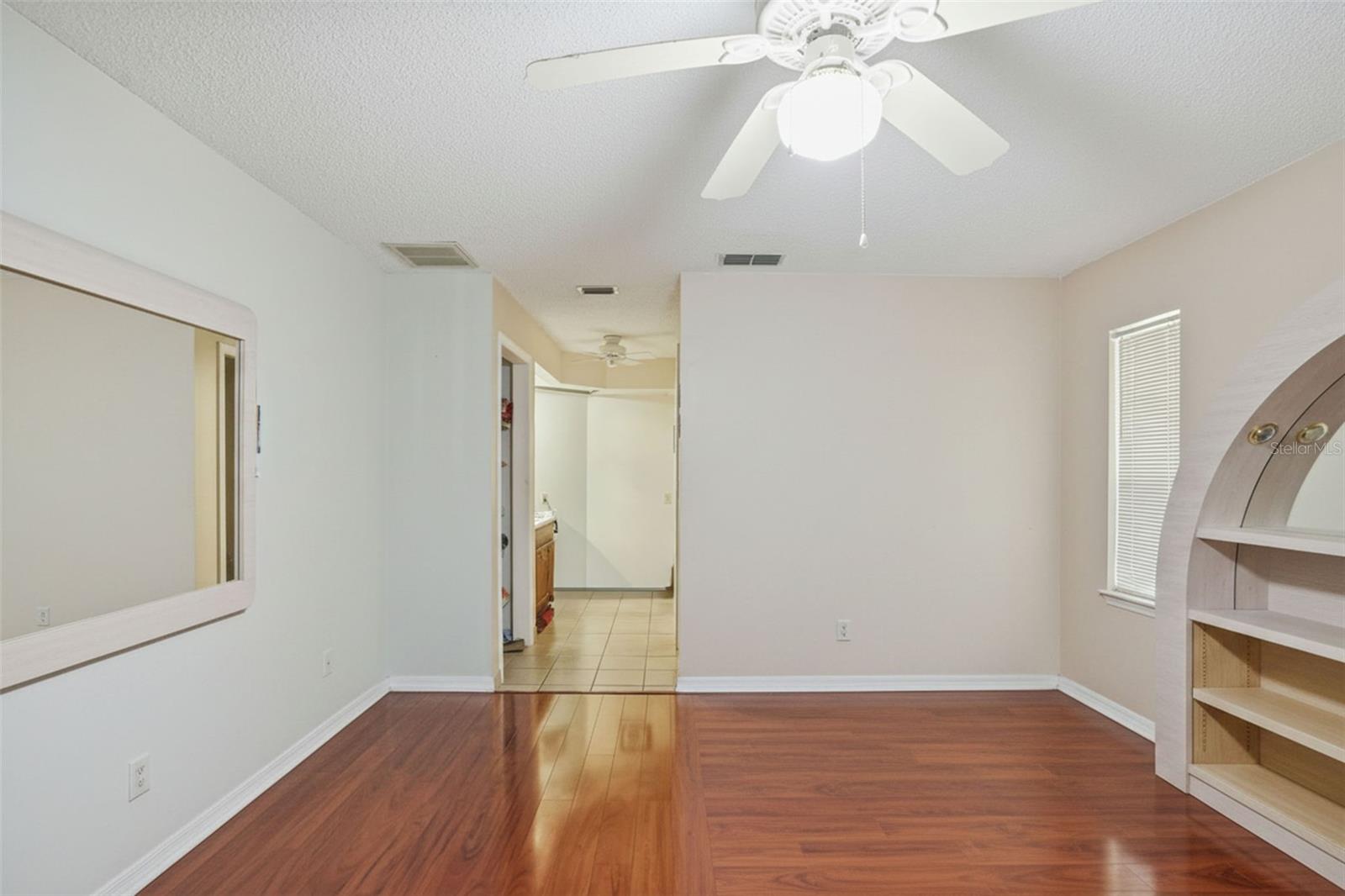 Image 28 of 63 For 2258 Claremont Lane