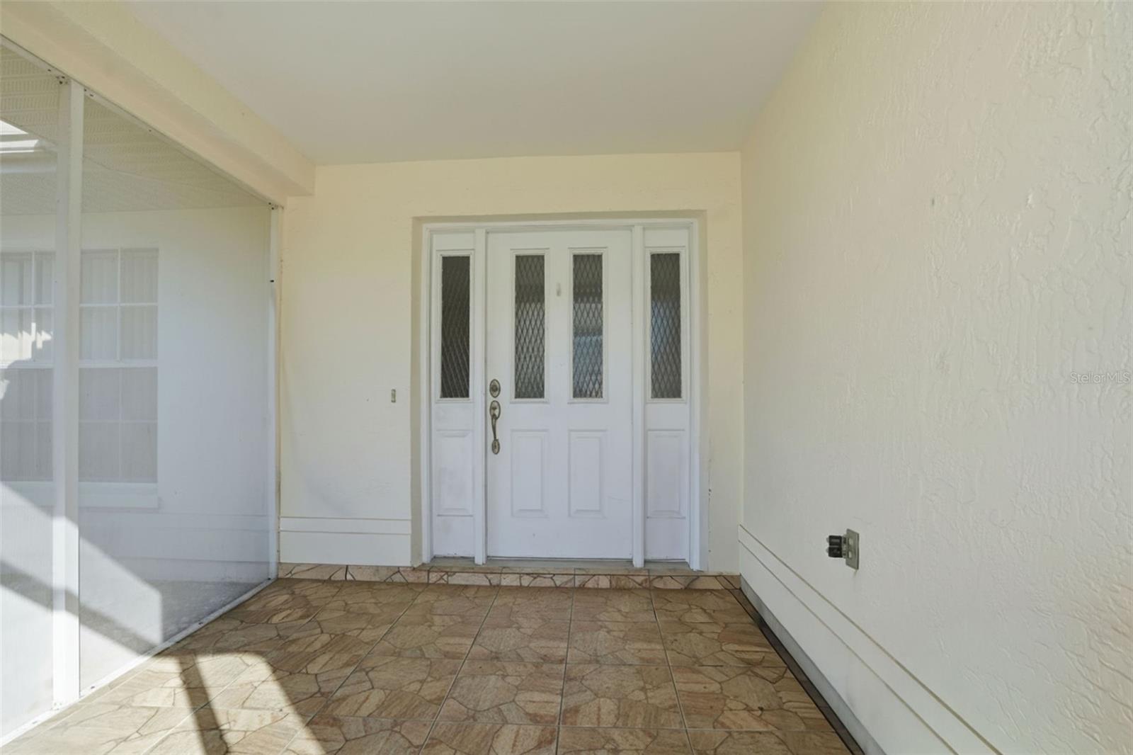 Image 6 of 63 For 2258 Claremont Lane