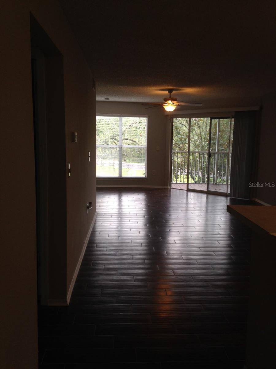 Image 6 of 19 For 4211 Chatham Oak Court 114
