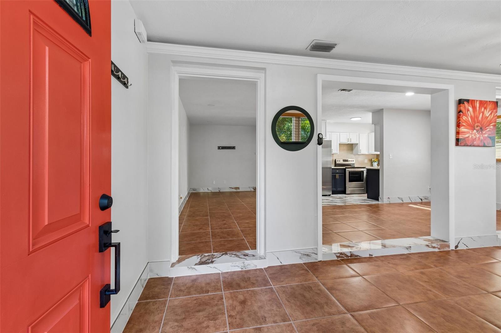 Image 10 of 64 For 5857 4th Avenue N