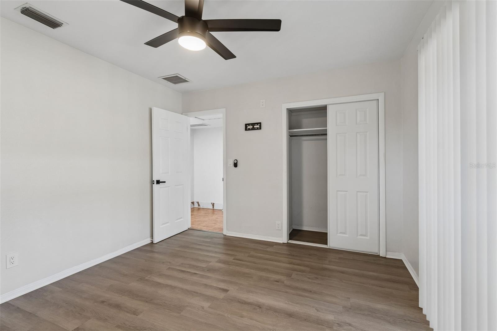 Image 31 of 64 For 5857 4th Avenue N