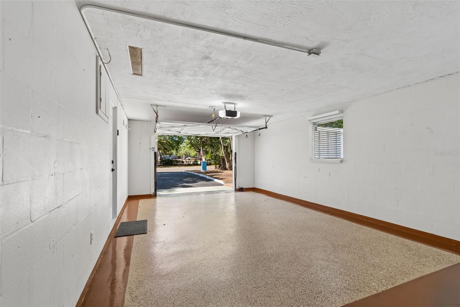 Image 43 of 64 For 5857 4th Avenue N