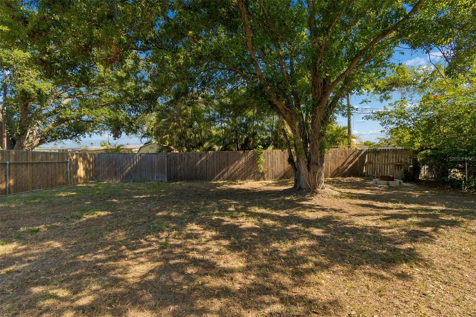 Image 49 of 64 For 5857 4th Avenue N