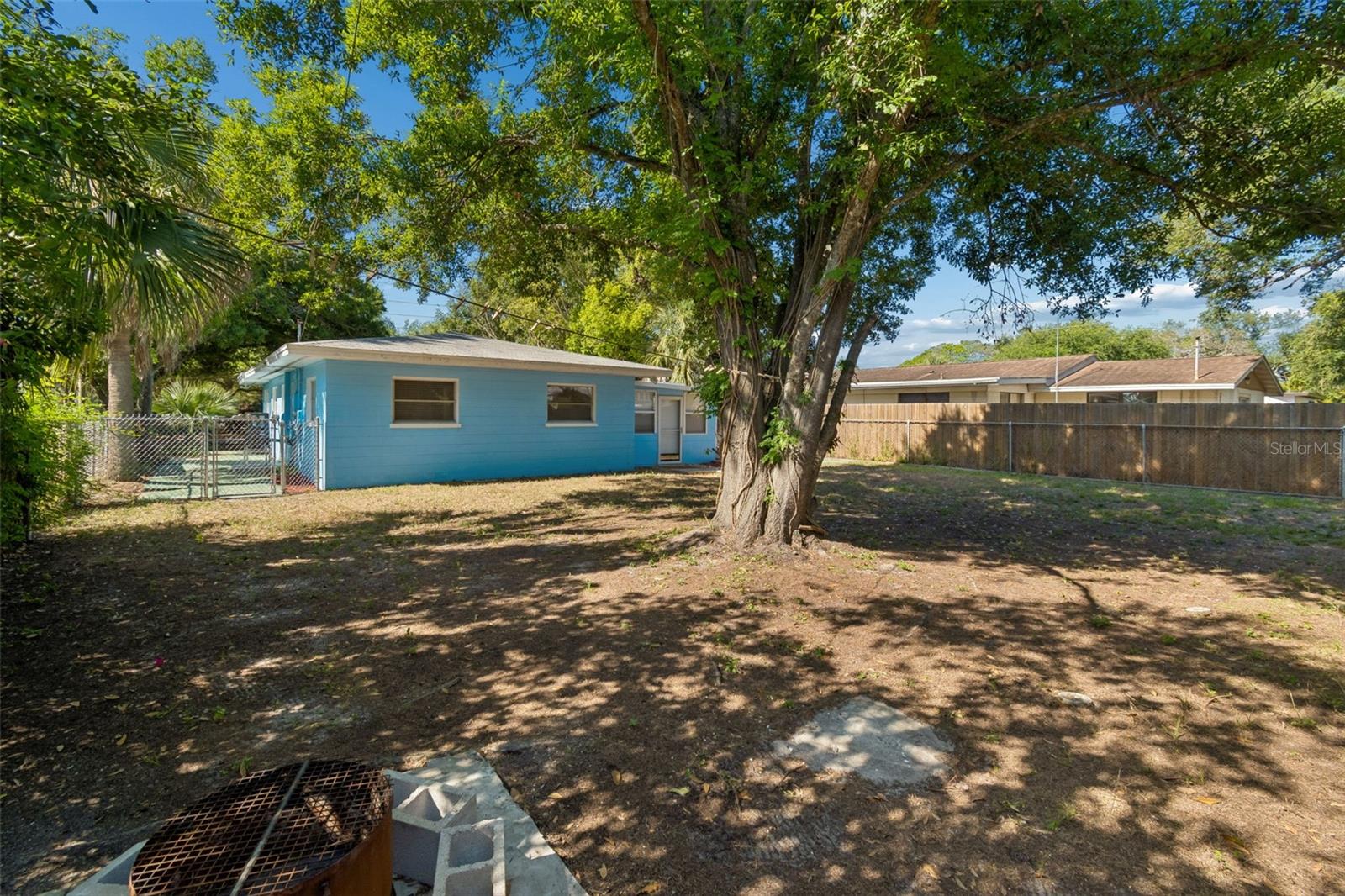 Image 50 of 64 For 5857 4th Avenue N