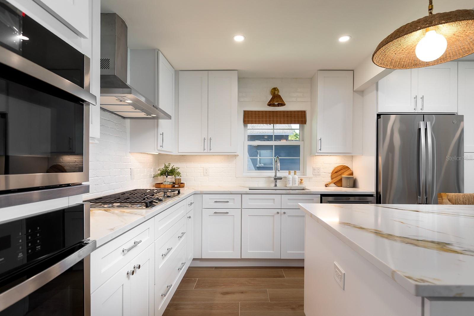 Image 7 of 17 For 273 Lake Griffin Circle