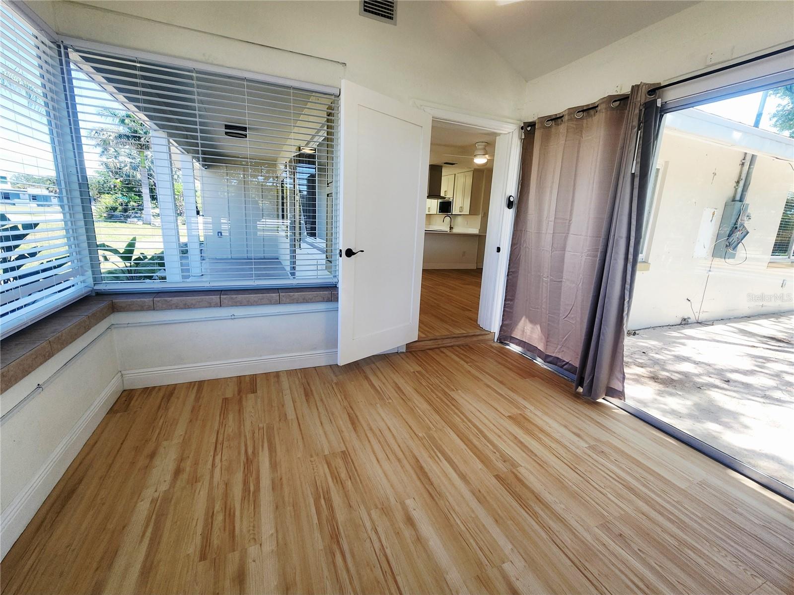 Image 15 of 26 For 2494 Del Rio Way