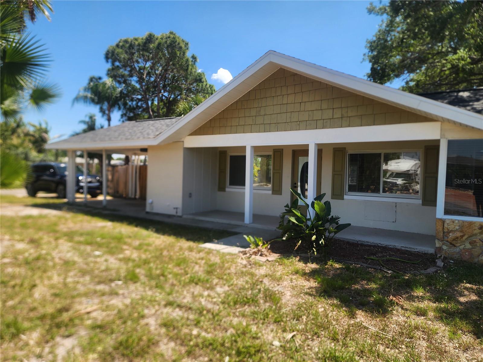 Image 3 of 26 For 2494 Del Rio Way