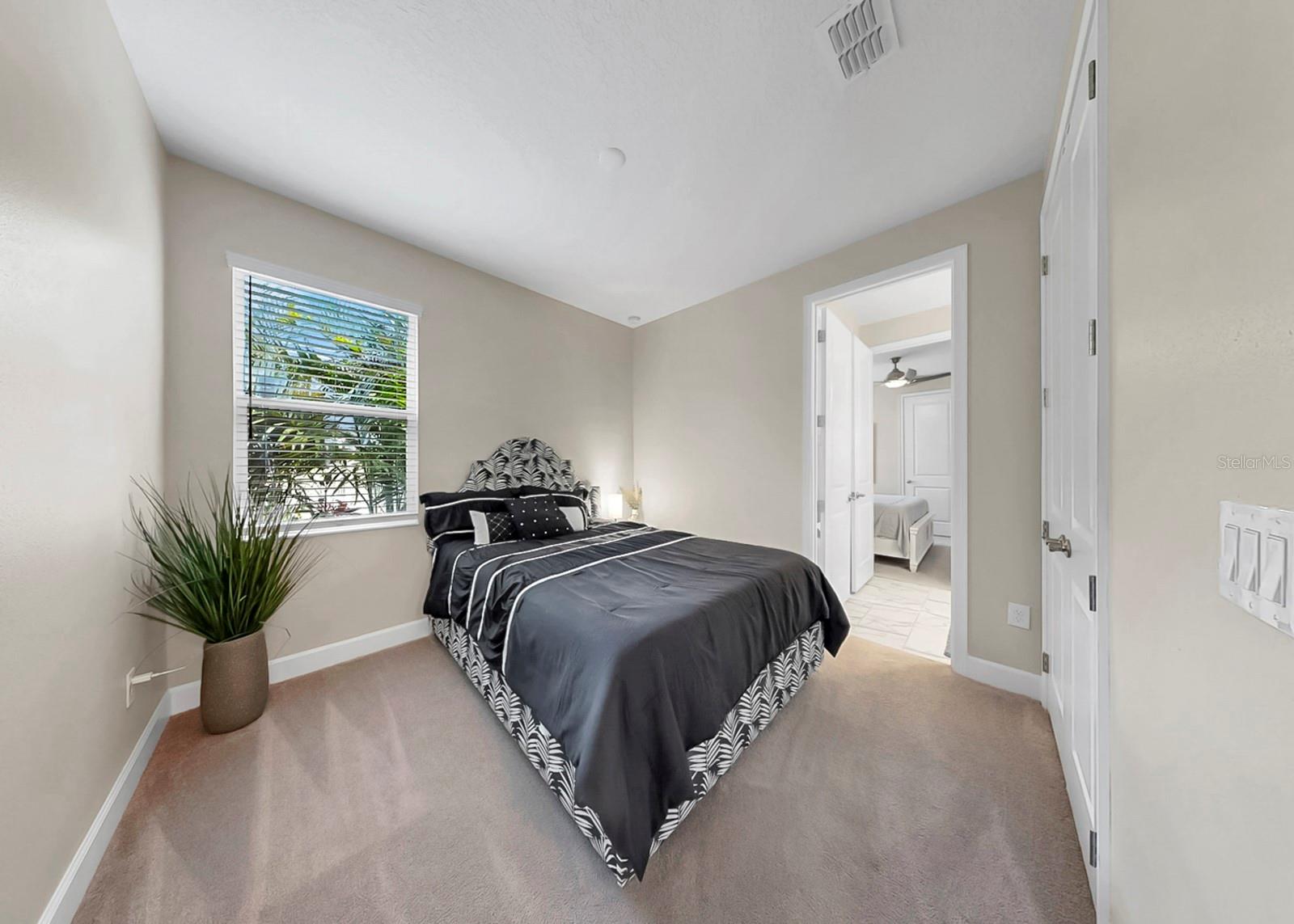Image 26 of 60 For 954 Signet Drive