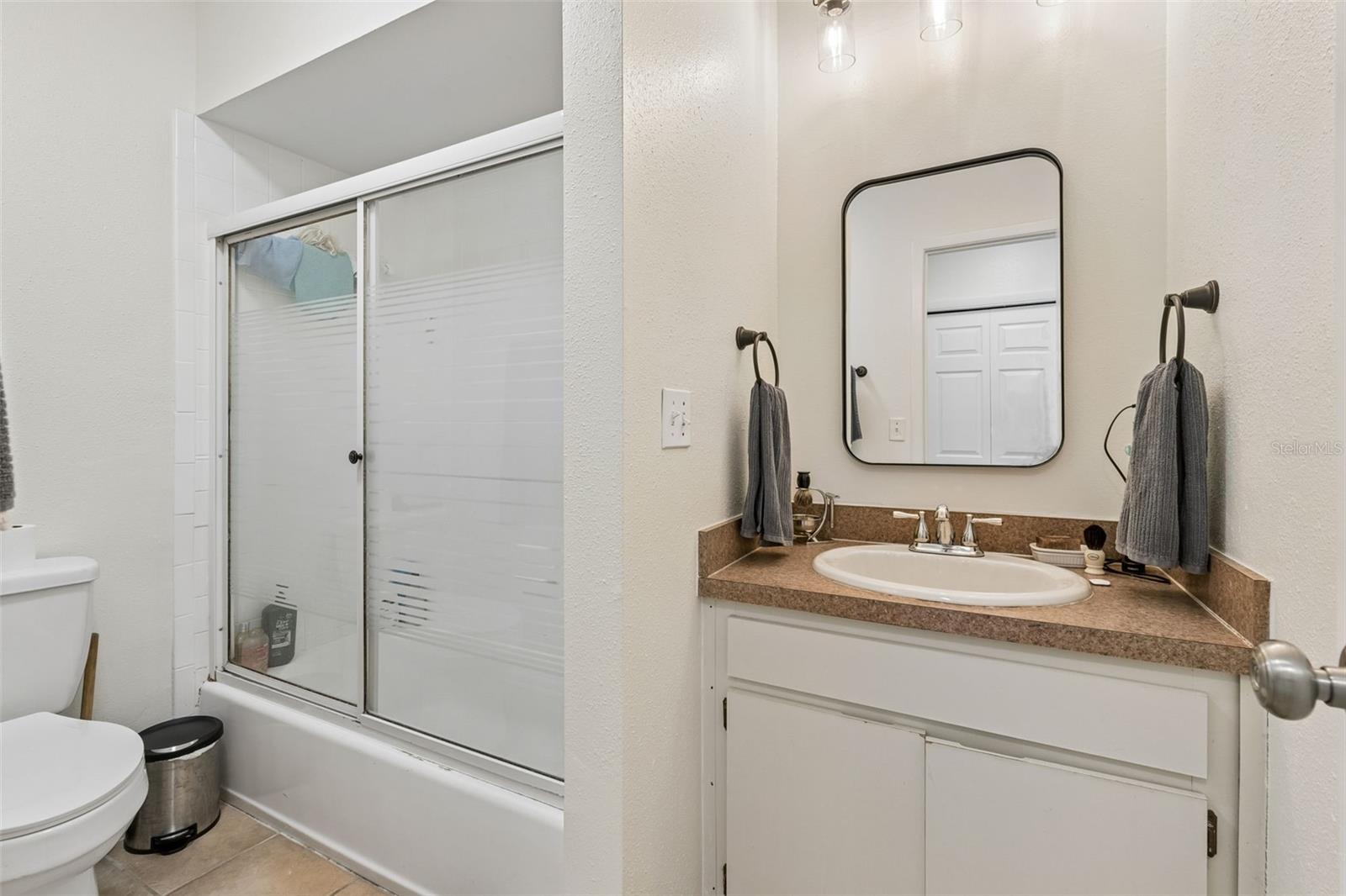 Image 17 of 87 For 13813 Fletchers Mill Drive