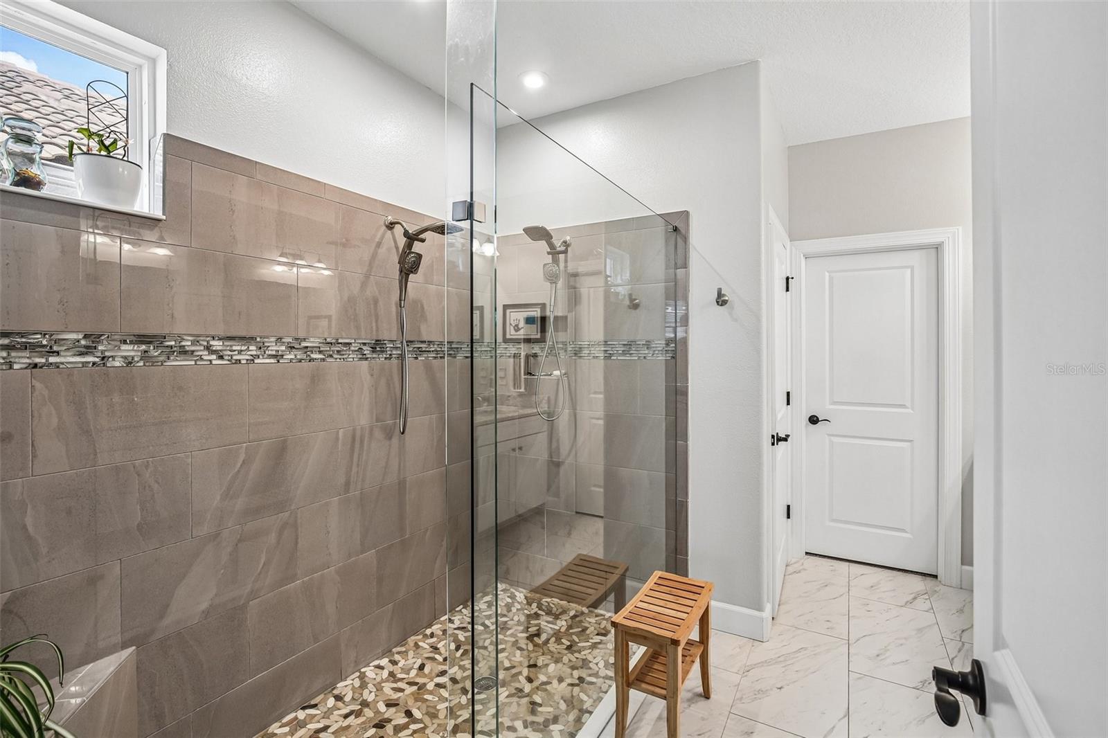 Image 17 of 53 For 10834 Calluna Drive