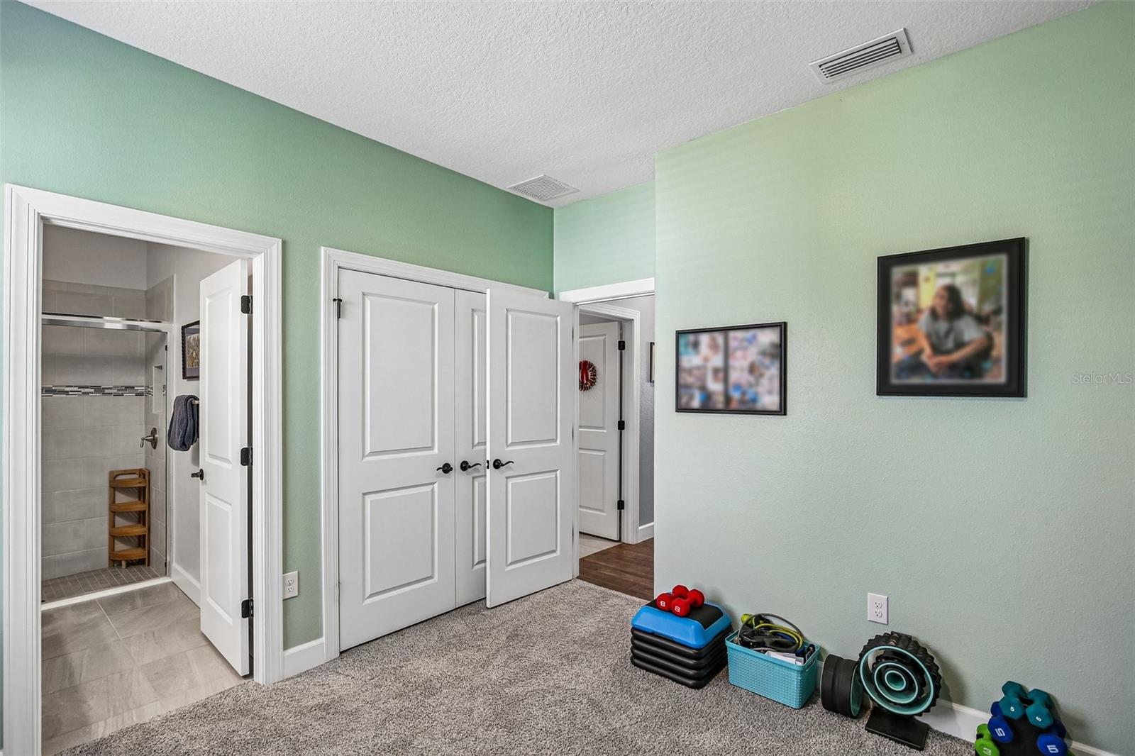 Image 23 of 53 For 10834 Calluna Drive