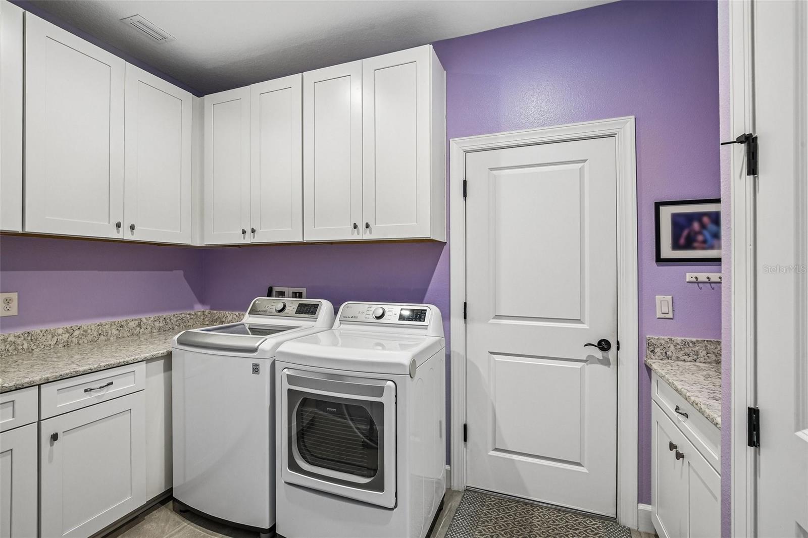 Image 31 of 53 For 10834 Calluna Drive