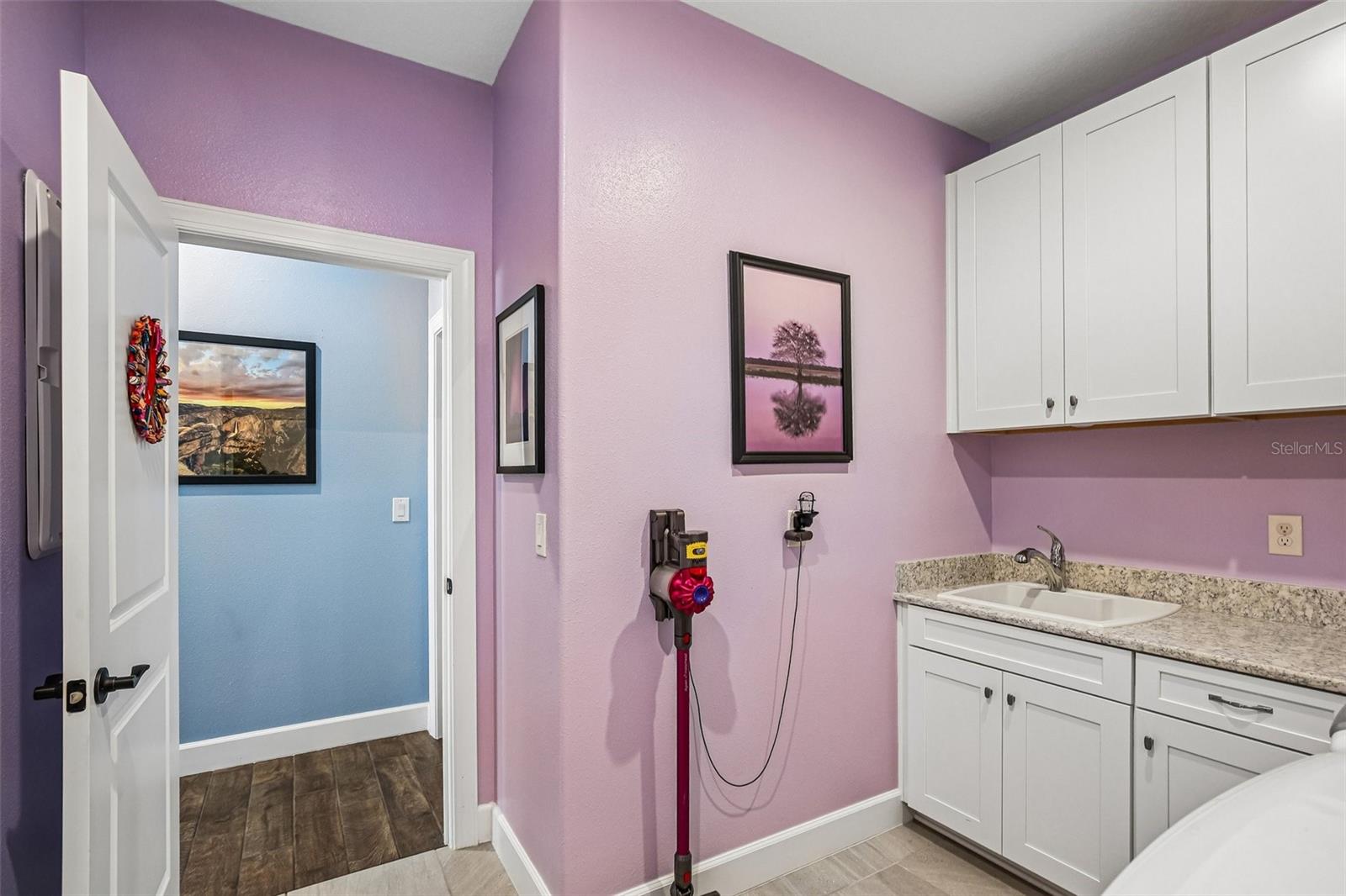 Image 32 of 53 For 10834 Calluna Drive