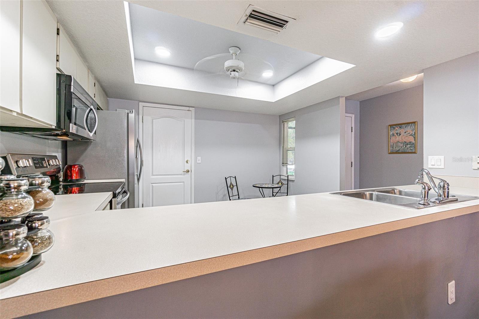 Image 12 of 47 For 6431 Laurelwood Drive