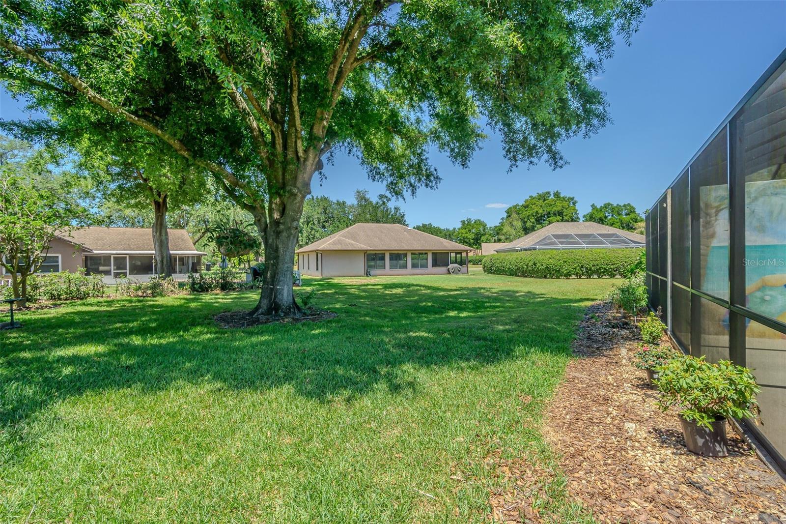 Image 17 of 47 For 6431 Laurelwood Drive