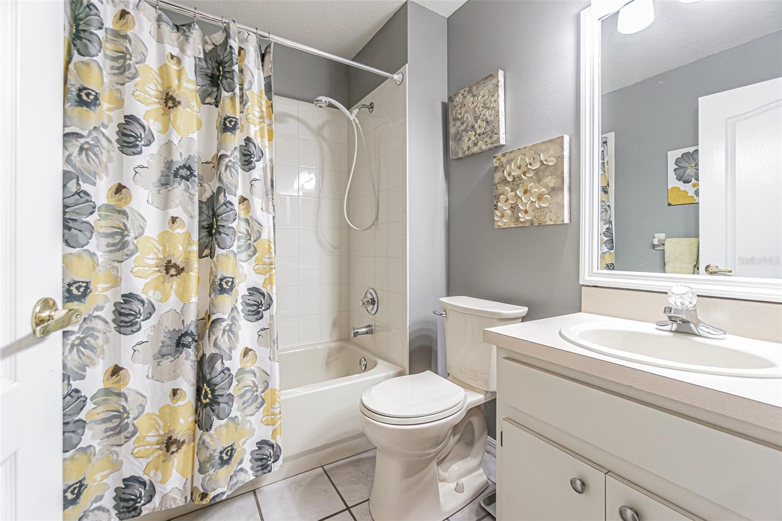 Image 22 of 47 For 6431 Laurelwood Drive