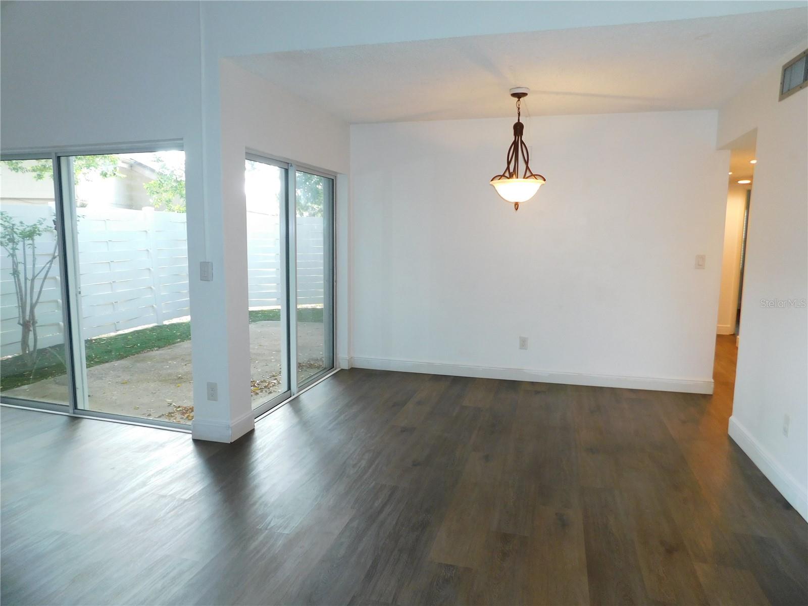 Image 3 of 16 For 2561 Forest Run Court