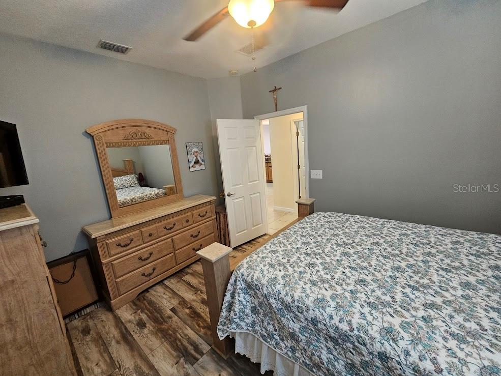 Image 23 of 48 For 2125 Barracuda Court